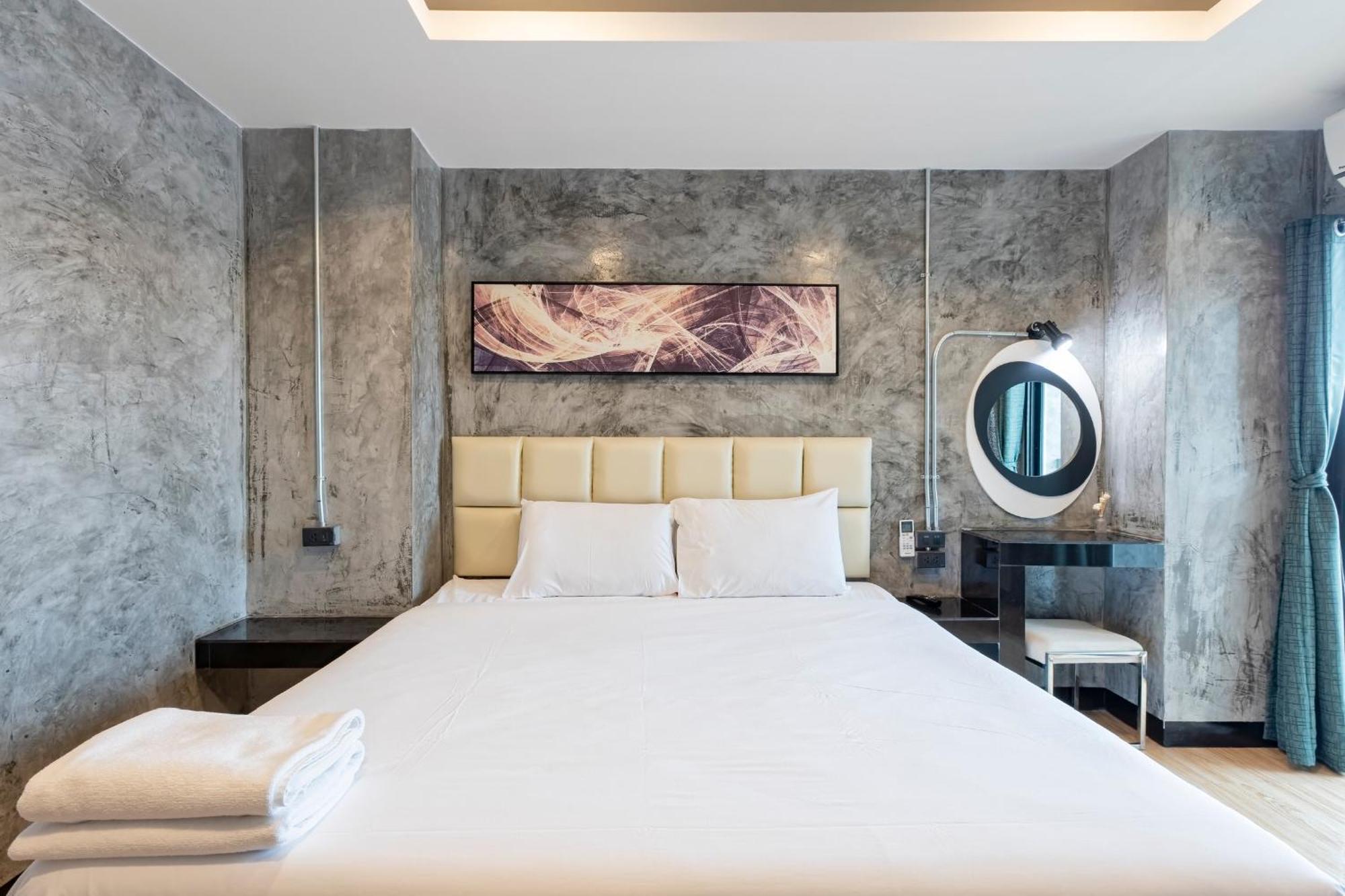 My Style Resort Hotel -Sha Plus Patong Exteriör bild